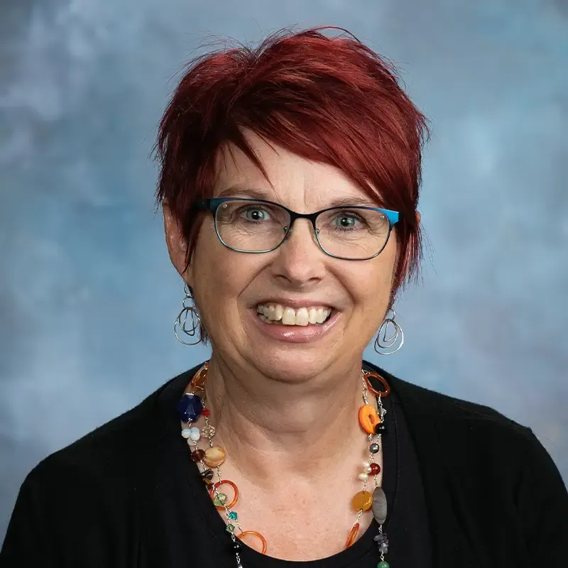 Headshot of Brenda Peters